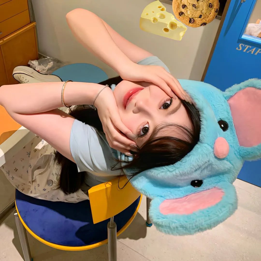 珊珊 海报